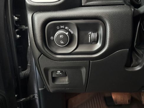 Used 2023 RAM 1500 Big Horn AWD/4WD image 50