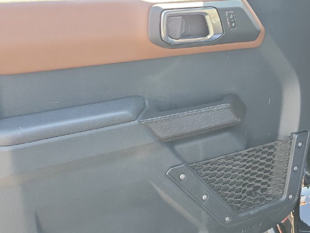 Used 2024 Ford Bronco Outer Banks w/ Sasquatch Package AWD/4WD image 9