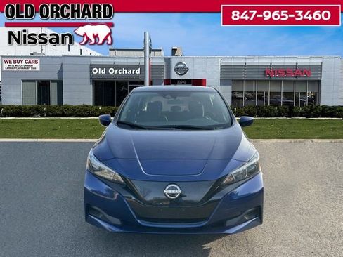 Used 2025 Nissan Leaf S image 3