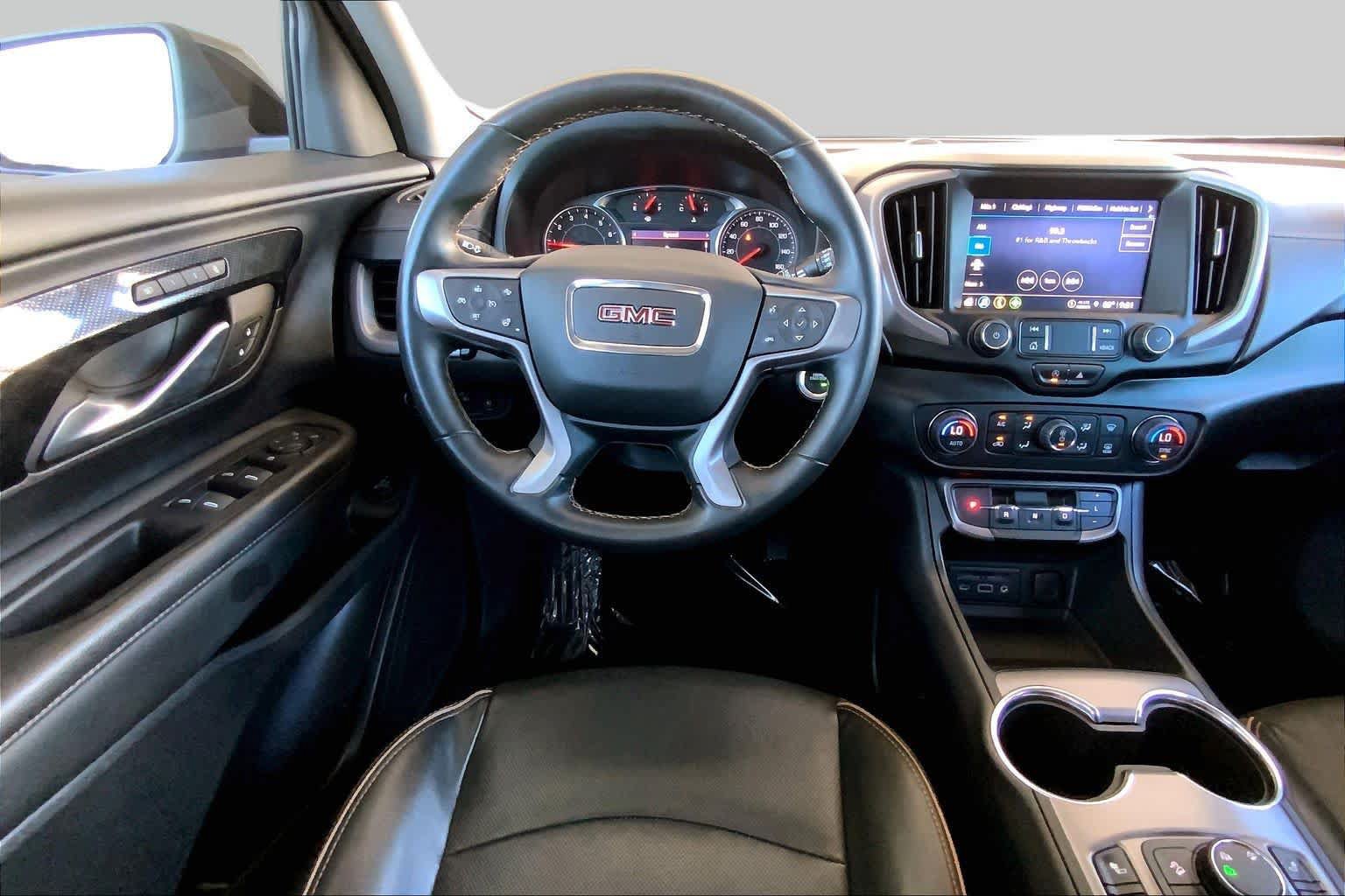 Used 2023 GMC Terrain AT4 AWD/4WD image 6