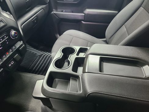 Used 2021 Chevrolet Silverado 1500 Custom image 23