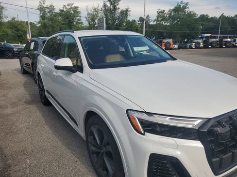 Used 2026 Audi Q7 3.0T Premium Plus AWD/4WD image 4
