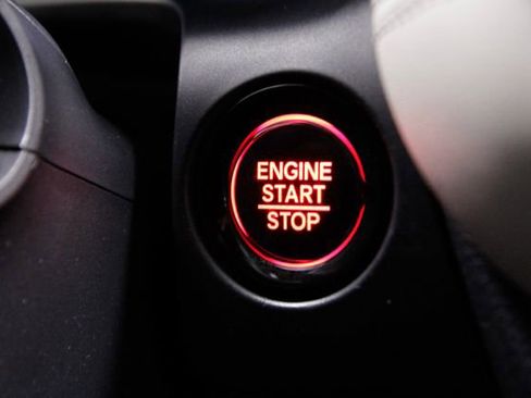 Certified 2024 Honda HR-V LX image 30