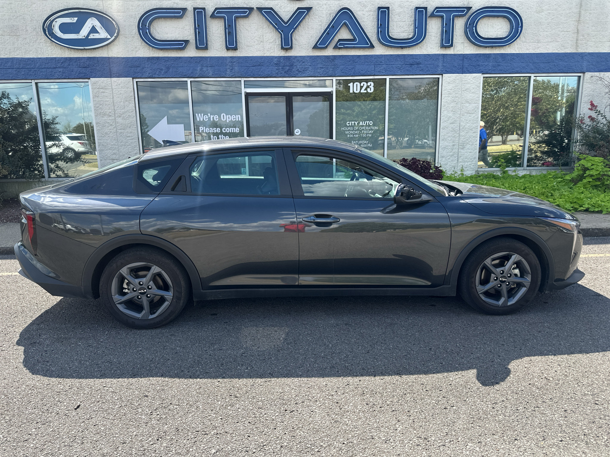 Used 2025 Kia K4 FWD image 3