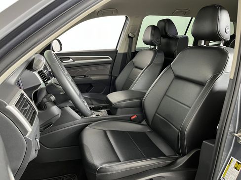 Used 2022 Volkswagen Atlas SE image 4