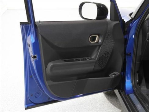 Certified 2025 MINI Cooper S image 6