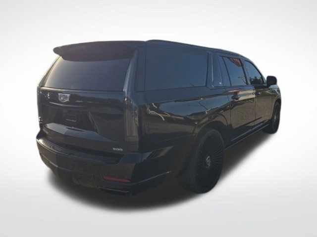Used 2026 Cadillac Escalade ESV Sport w/ Touring Package AWD/4WD image 3