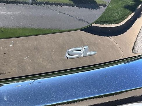 Used 2023 Nissan Pathfinder SL w/ Lighting Package (N92) image 32