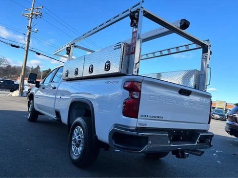 Used 2025 Chevrolet Silverado 2500 W/T w/ WT/CX Safety Package image 8