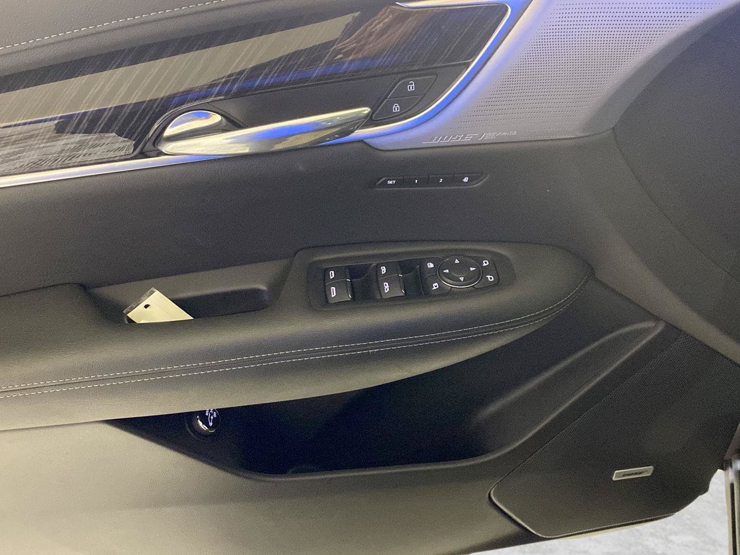Certified 2024 Cadillac XT6 Premium Luxury w/ LPO, Floor Liner Package AWD/4WD image 28