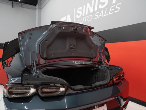 Used 2019 Chevrolet Camaro ZL1 RWD image 41