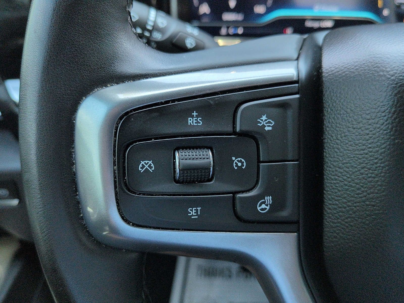 Used 2024 Chevrolet Silverado 1500 RST AWD/4WD image 18