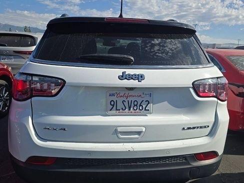 Used 2025 Jeep Compass Limited AWD/4WD image 11
