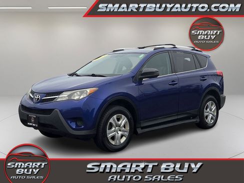 Used 2015 Toyota RAV4 LE AWD/4WD image 1