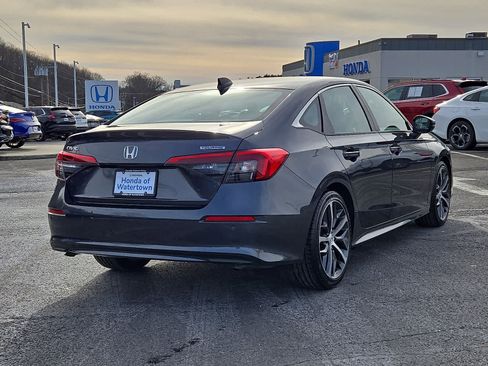 Certified 2024 Honda Civic Touring image 5