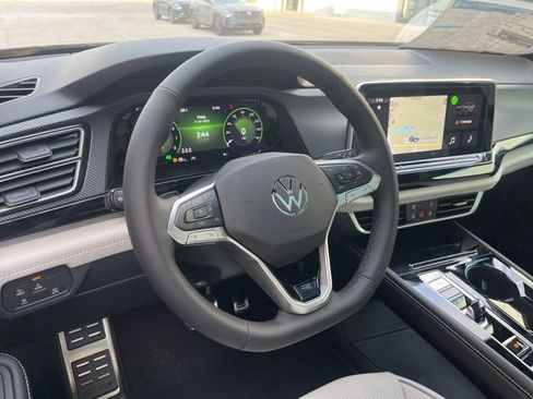 New 2026 Volkswagen Atlas Cross Sport SEL Premium R-Line AWD/4WD image 34