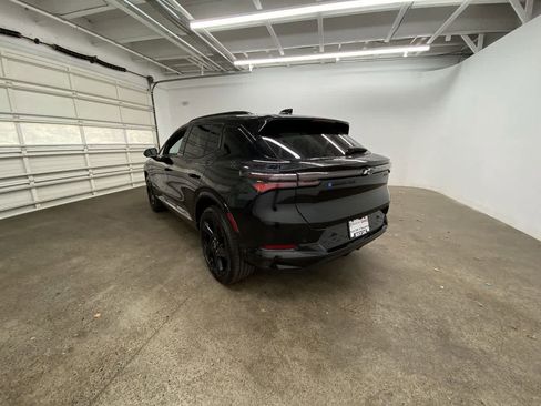 Used 2024 Chevrolet Equinox EV RS image 4