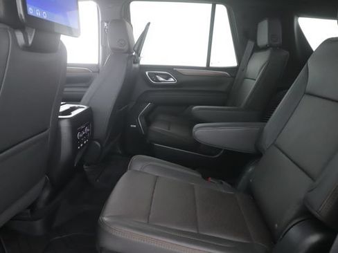 Used 2024 Chevrolet Tahoe High Country AWD/4WD image 30