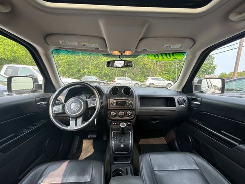 Used 2016 Jeep Patriot High Altitude image 11