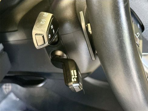 Certified 2021 Audi Q3 2.0T Premium w/ Convenience Package AWD/4WD image 10