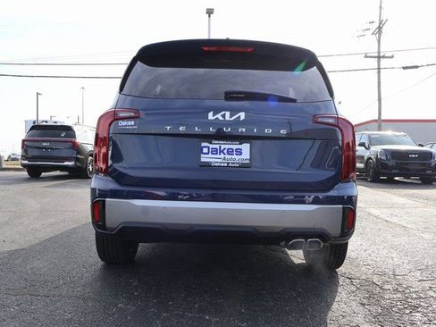 New 2025 Kia Telluride S image 6