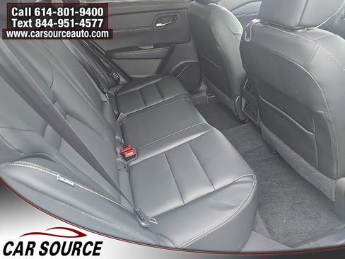 Used 2022 Nissan Rogue SL w/ SL Premium Package image 21