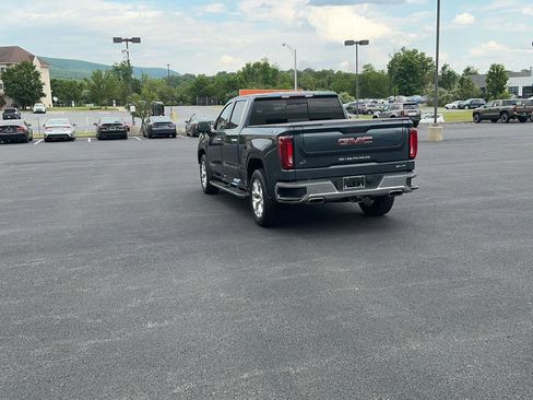 Used 2021 GMC Sierra 1500 SLT w/ SLT Premium Package AWD/4WD image 9