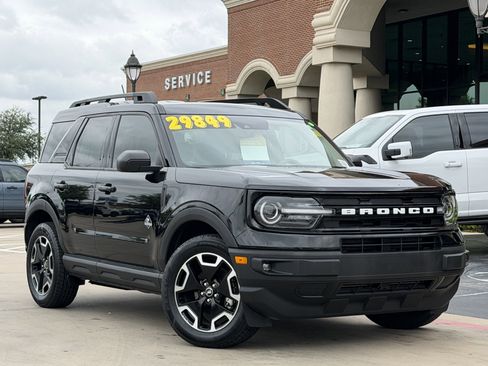 Certified 2023 Ford Bronco Sport Outer Banks AWD/4WD image 1