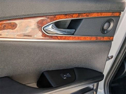 Used 2019 Lincoln Nautilus Reserve image 29