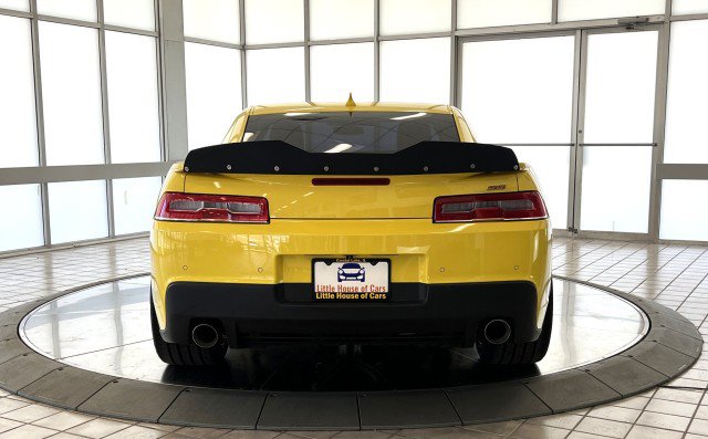 Used 2015 Chevrolet Camaro SS w/ RS Package RWD image 6