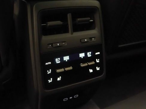 New 2025 Porsche Macan Turbo Electric image 21