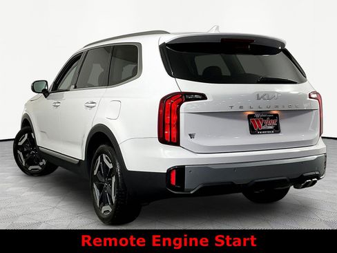 Used 2024 Kia Telluride S w/ S Sunroof Package FWD image 4