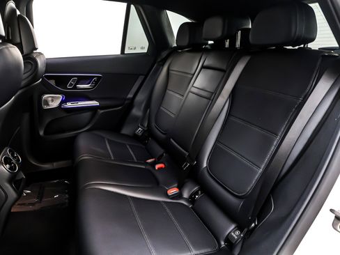 Certified 2025 Mercedes-Benz GLC 300 image 10