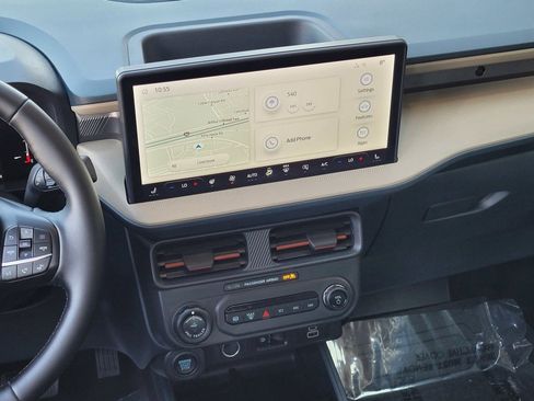 New 2026 Ford Maverick Lariat AWD/4WD image 9