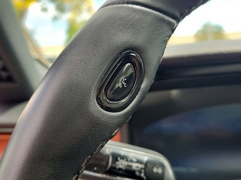 Certified 2023 Lincoln Aviator Reserve RWD image 26