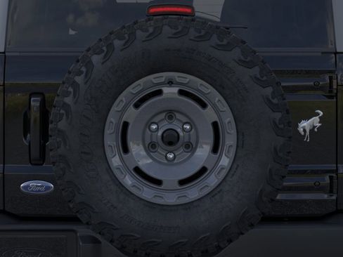 New 2025 Ford Bronco Outer Banks w/ Sasquatch Package image 24