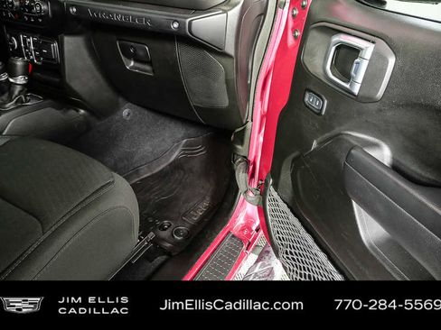 Used 2022 Jeep Wrangler Unlimited Sport image 24