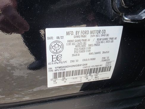 Used 2022 Ford Explorer XLT AWD/4WD image 33