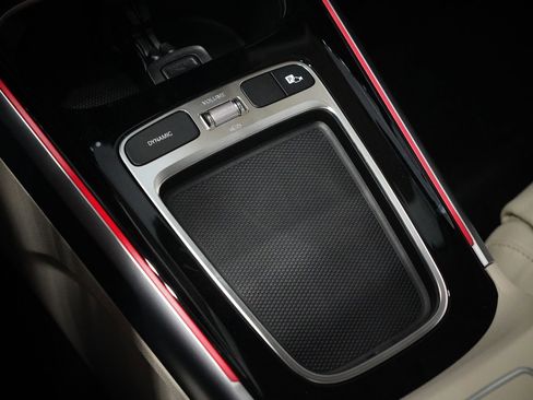 New 2026 Mercedes-Benz GLB 250 4MATIC image 28