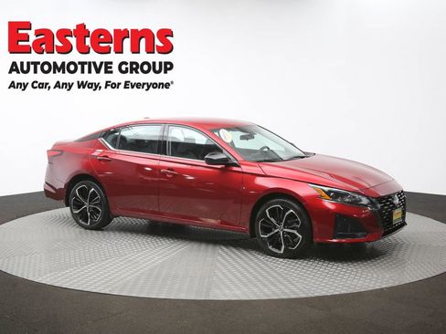 Used 2023 Nissan Altima 2.5 SR AWD/4WD image 46