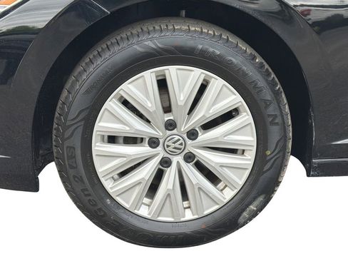 Used 2019 Volkswagen Jetta S w/ Driver Assistance Package FWD image 24