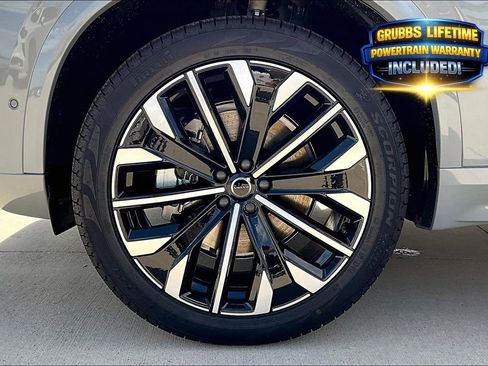 New 2026 Volvo XC90 B6 Plus w/ Protection Package Premier AWD/4WD image 25
