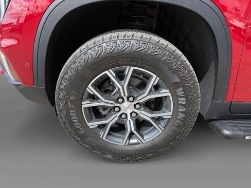 Used 2025 GMC Acadia AT4 w/ Super Cruise Package AWD/4WD image 9