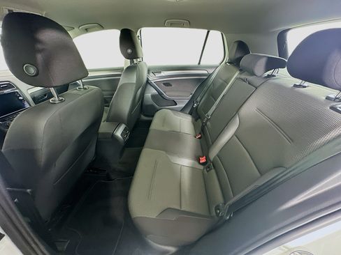 Used 2019 Volkswagen e-Golf SE w/ Driver Assistance Package FWD image 27
