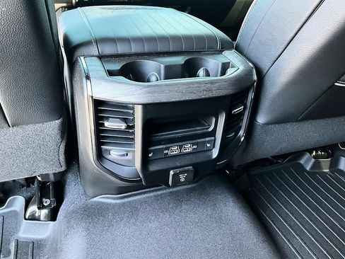 Used 2026 RAM 2500 Limited AWD/4WD image 35