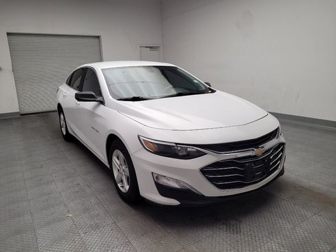Used 2021 Chevrolet Malibu LS w/ LPO, Convenience Package 2 FWD image 13