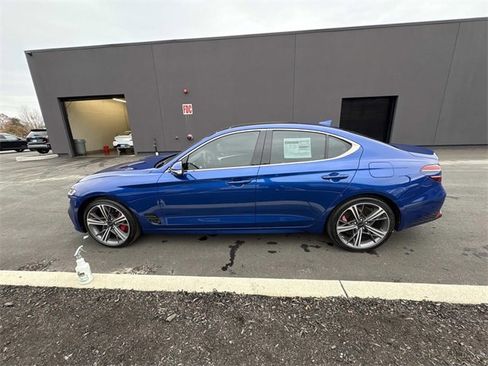 Used 2025 Genesis G70 2.5T w/ Sport Prestige Package image 42