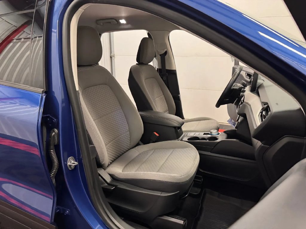 Used 2022 Ford Escape SE w/ Convenience Package AWD/4WD image 49