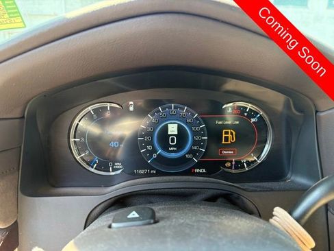 Used 2017 Cadillac Escalade ESV Luxury AWD/4WD image 7