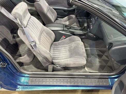 Used 1997 Pontiac Firebird Formula w/ Opt Pkg RWD image 70